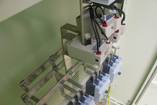 柳州配电柜-应急照明配电柜使用对工作人员的具